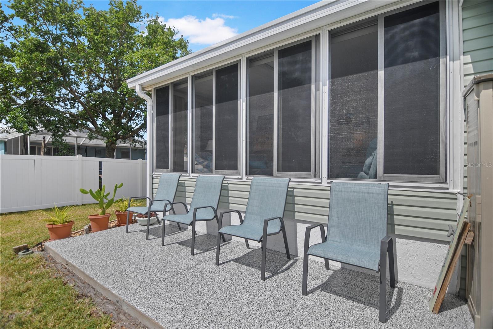 Image 8 of 53 For 5707 45th Street E 223