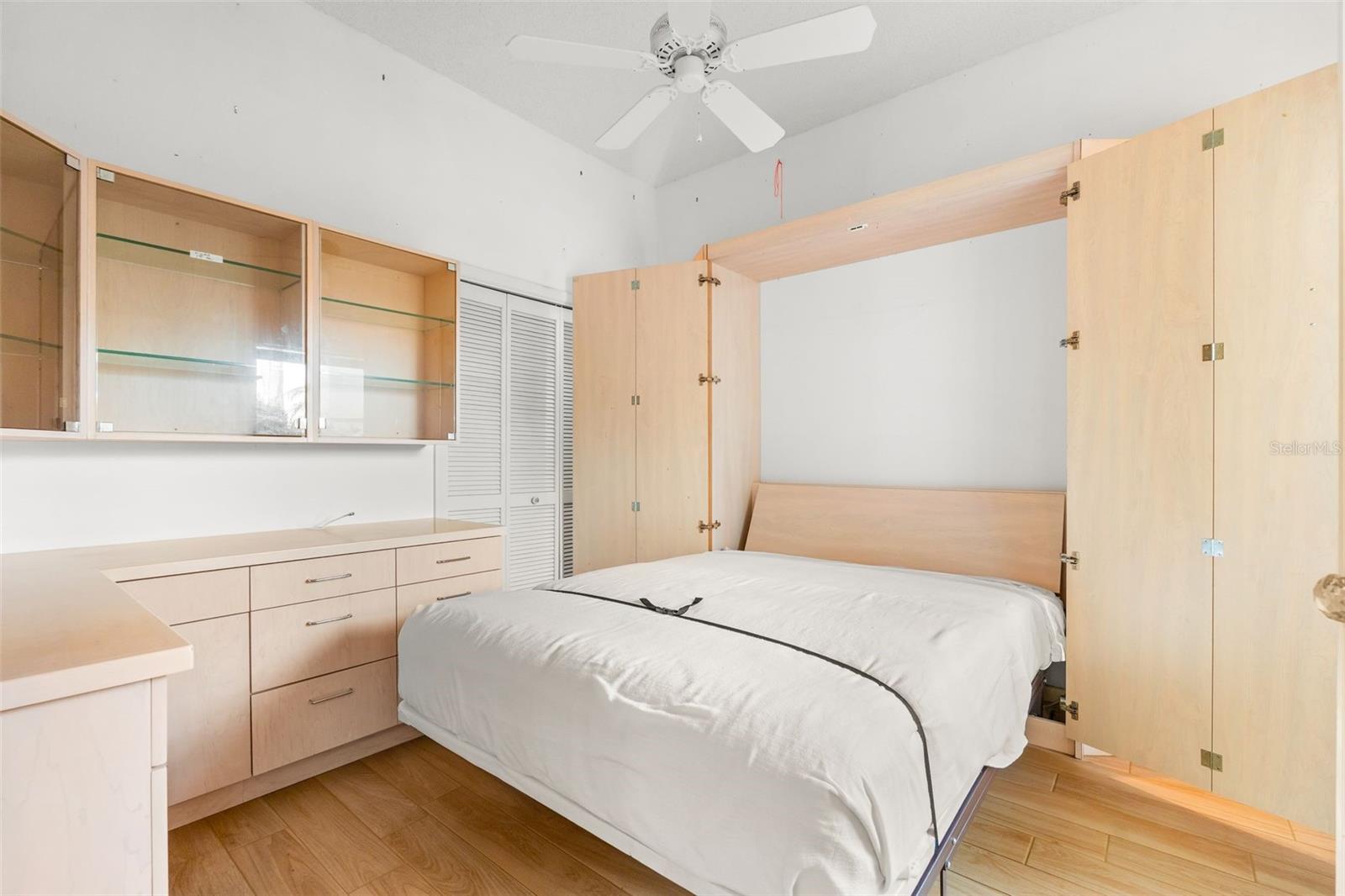 Image 19 of 33 For 4958 Clubview Court E