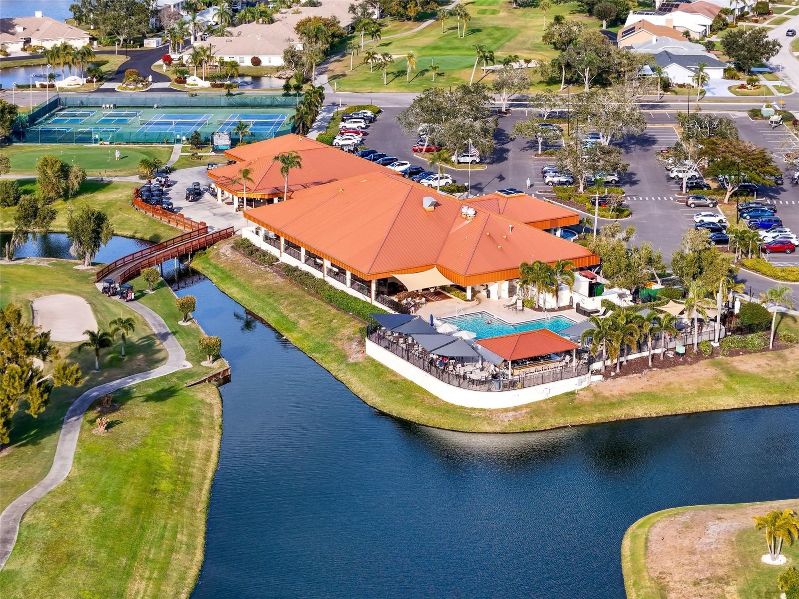 Image 28 of 33 For 4958 Clubview Court E