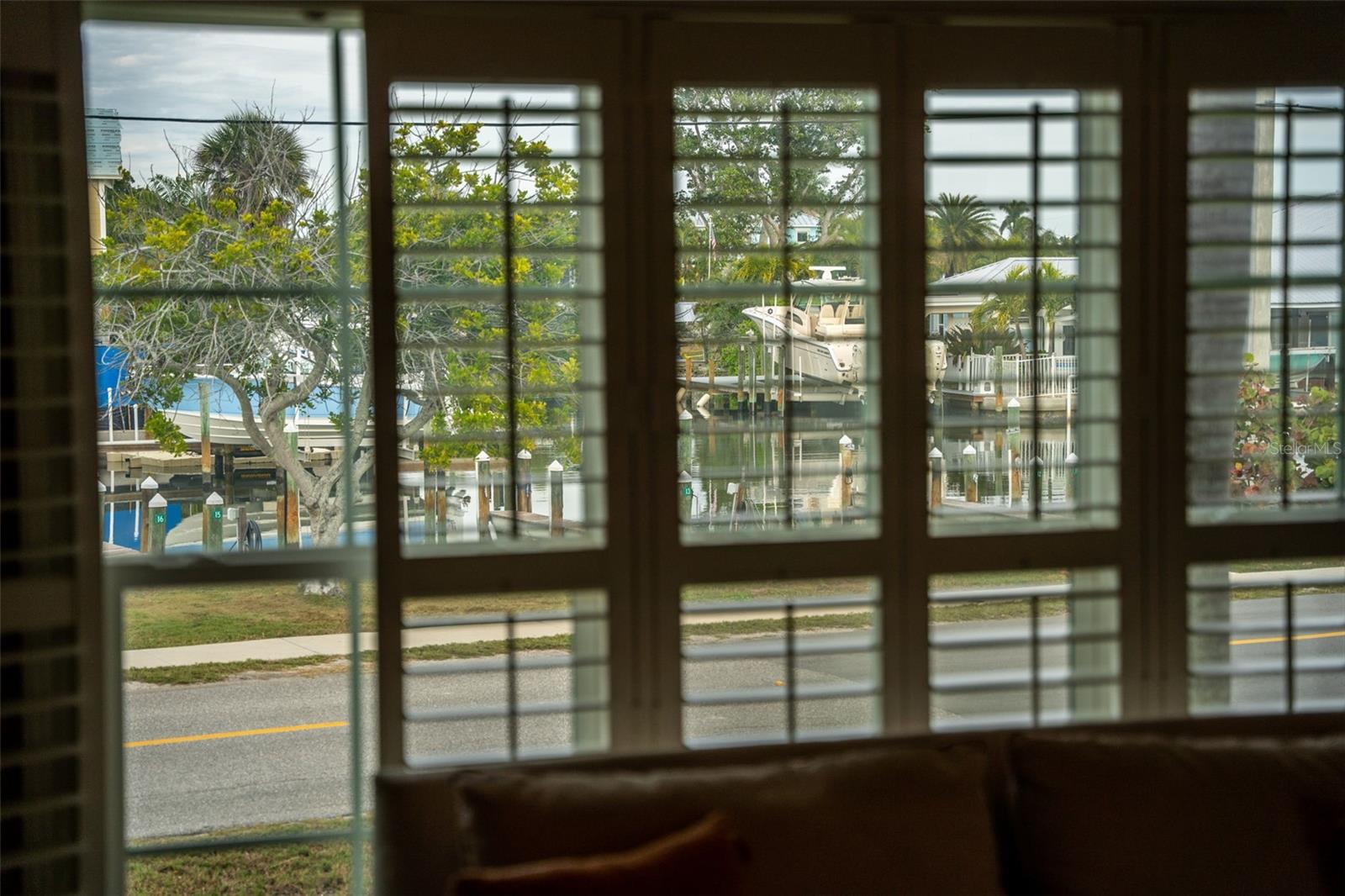 Image 28 of 63 For 412 73rd Street