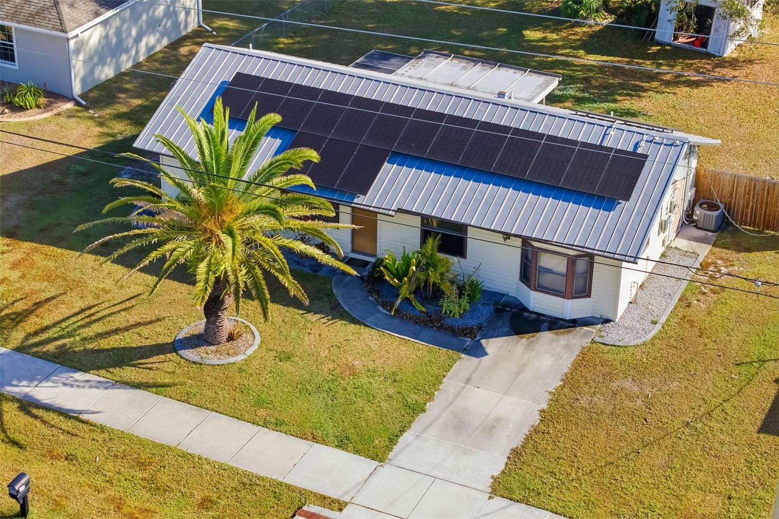 Image 4 of 26 For 6270 Spinnaker Boulevard