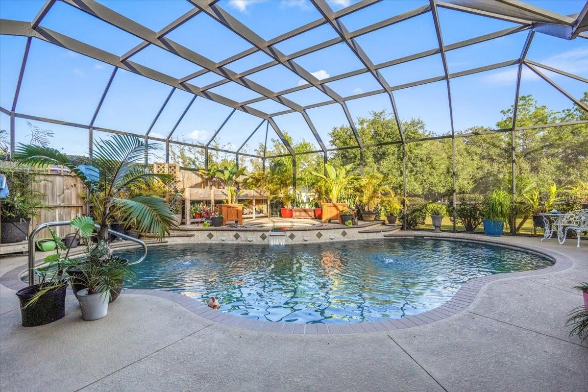 Image 35 of 50 For 7601 226 Street E