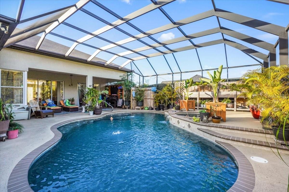 Image 37 of 50 For 7601 226 Street E