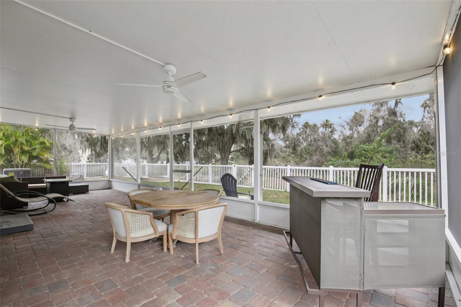 Image 21 of 35 For 3814 Day Bridge Place