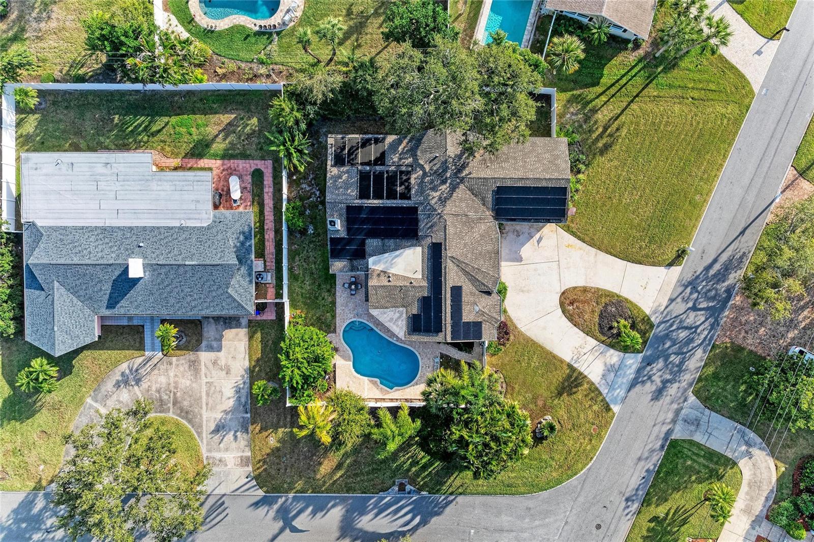 Image 37 of 41 For 411 Harbor View Lane