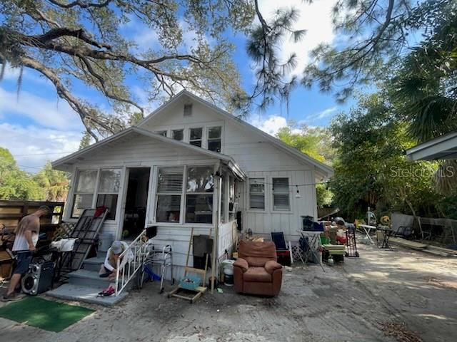 Image 9 of 21 For 858 35th Avenue S