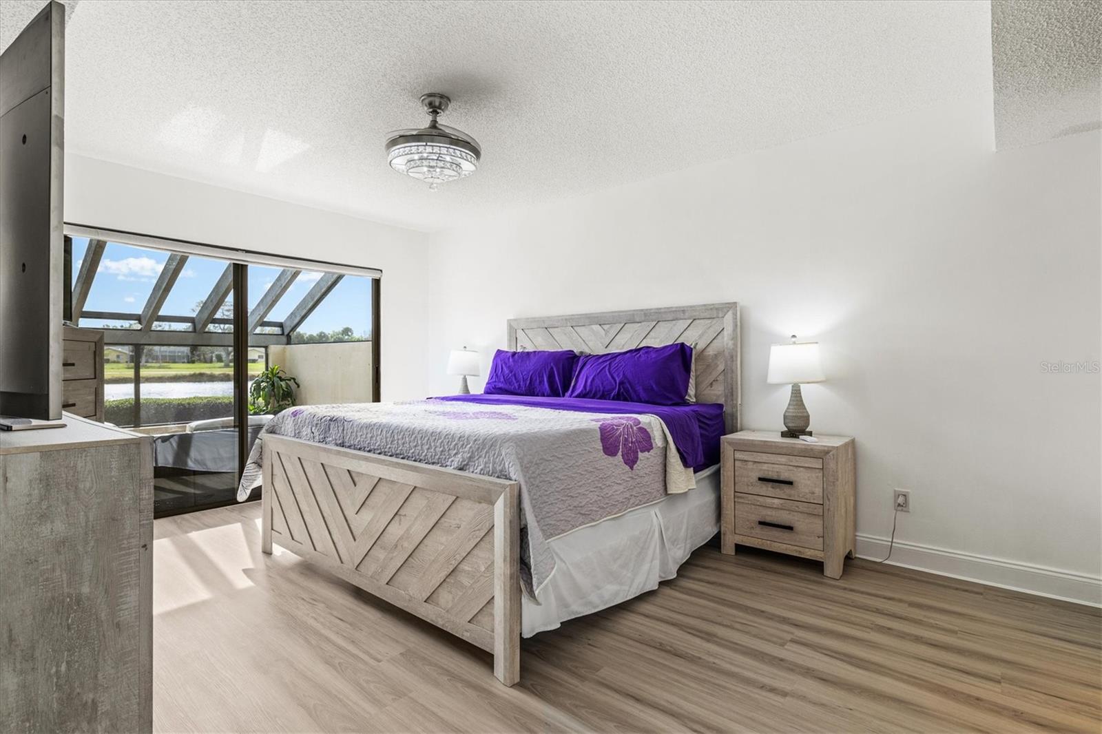 Image 14 of 62 For 2453 Crispin Court F4