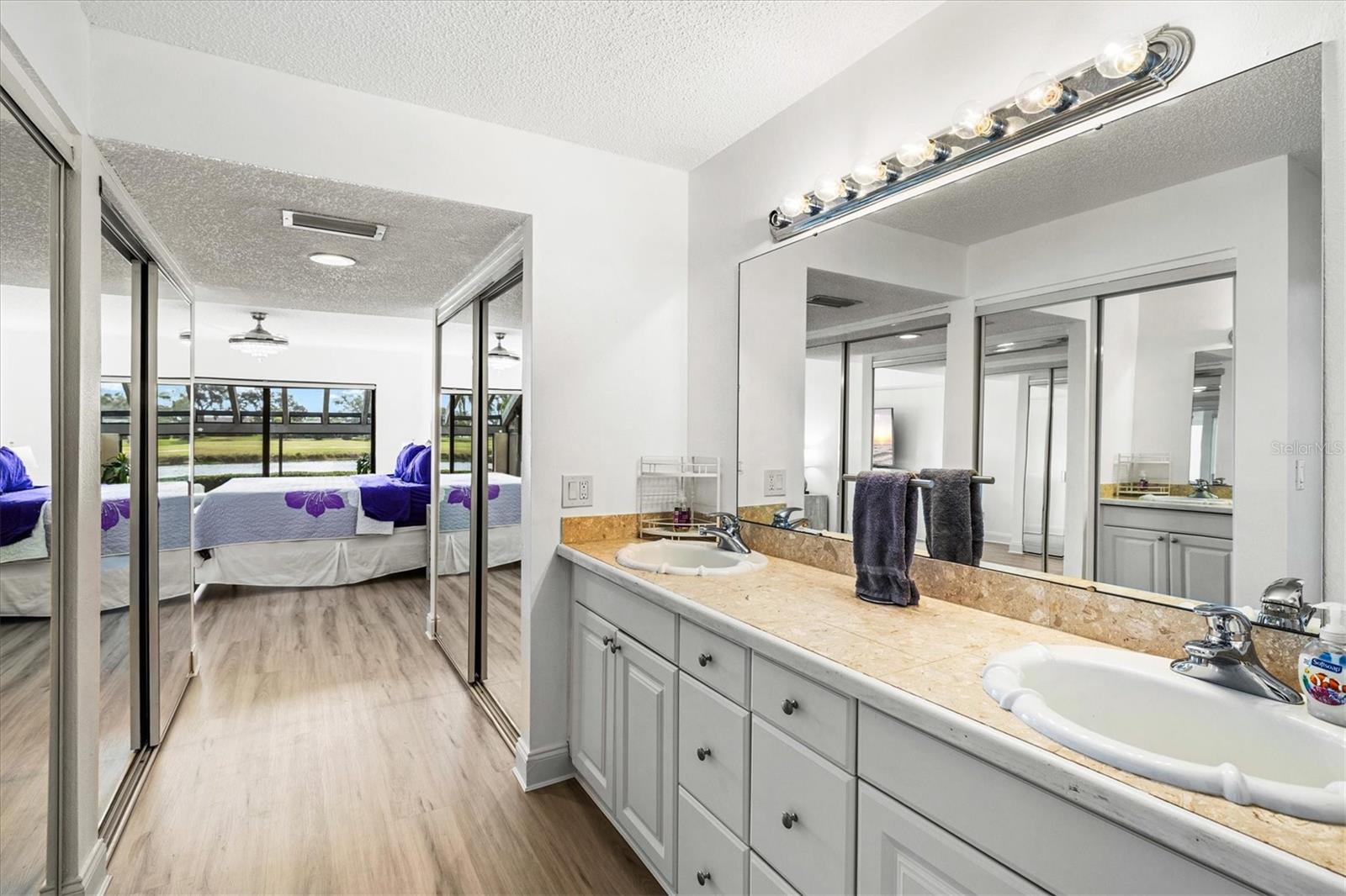 Image 18 of 62 For 2453 Crispin Court F4