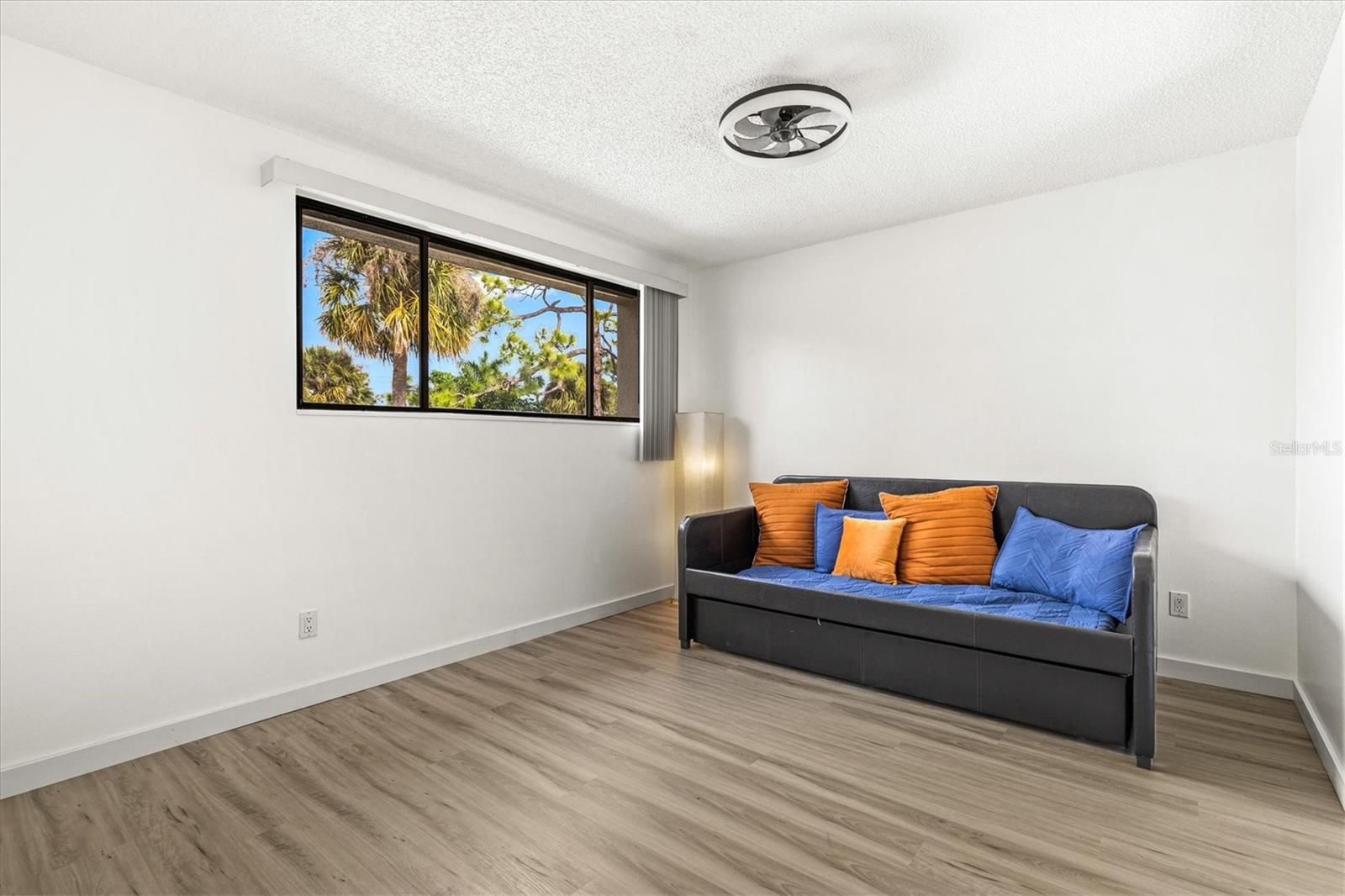 Image 23 of 62 For 2453 Crispin Court F4