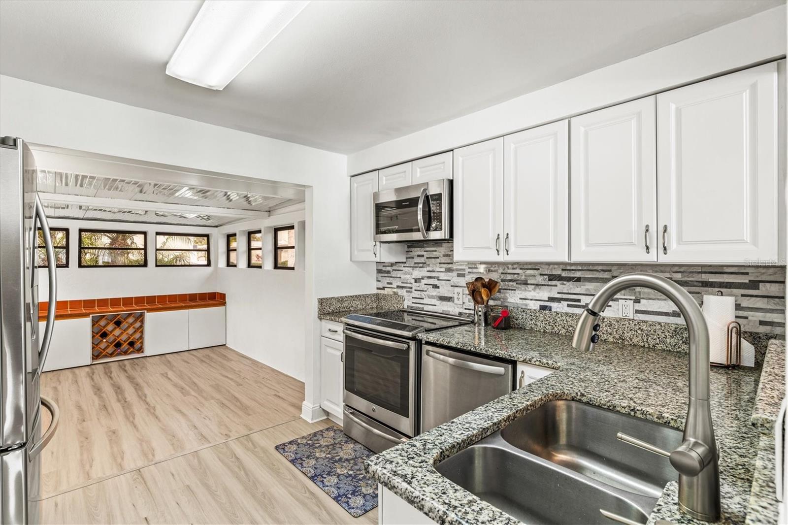 Image 9 of 62 For 2453 Crispin Court F4