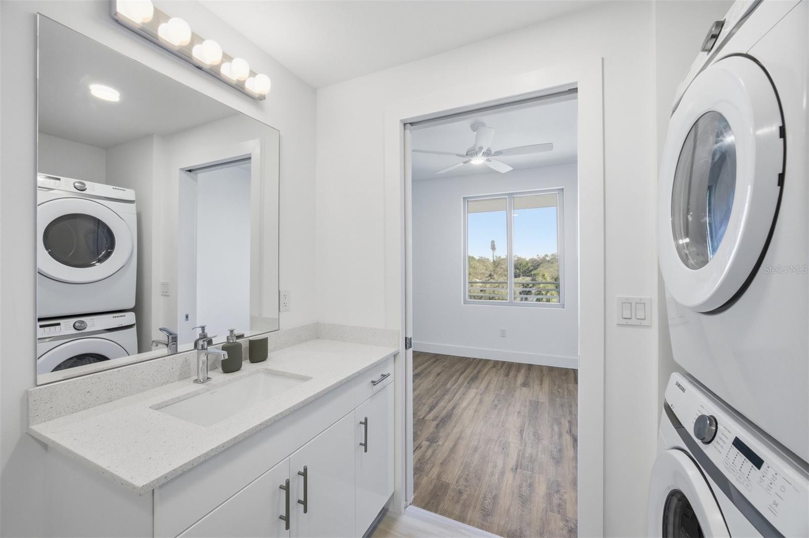 Image 23 of 48 For 1703 Tamiami Trail B507