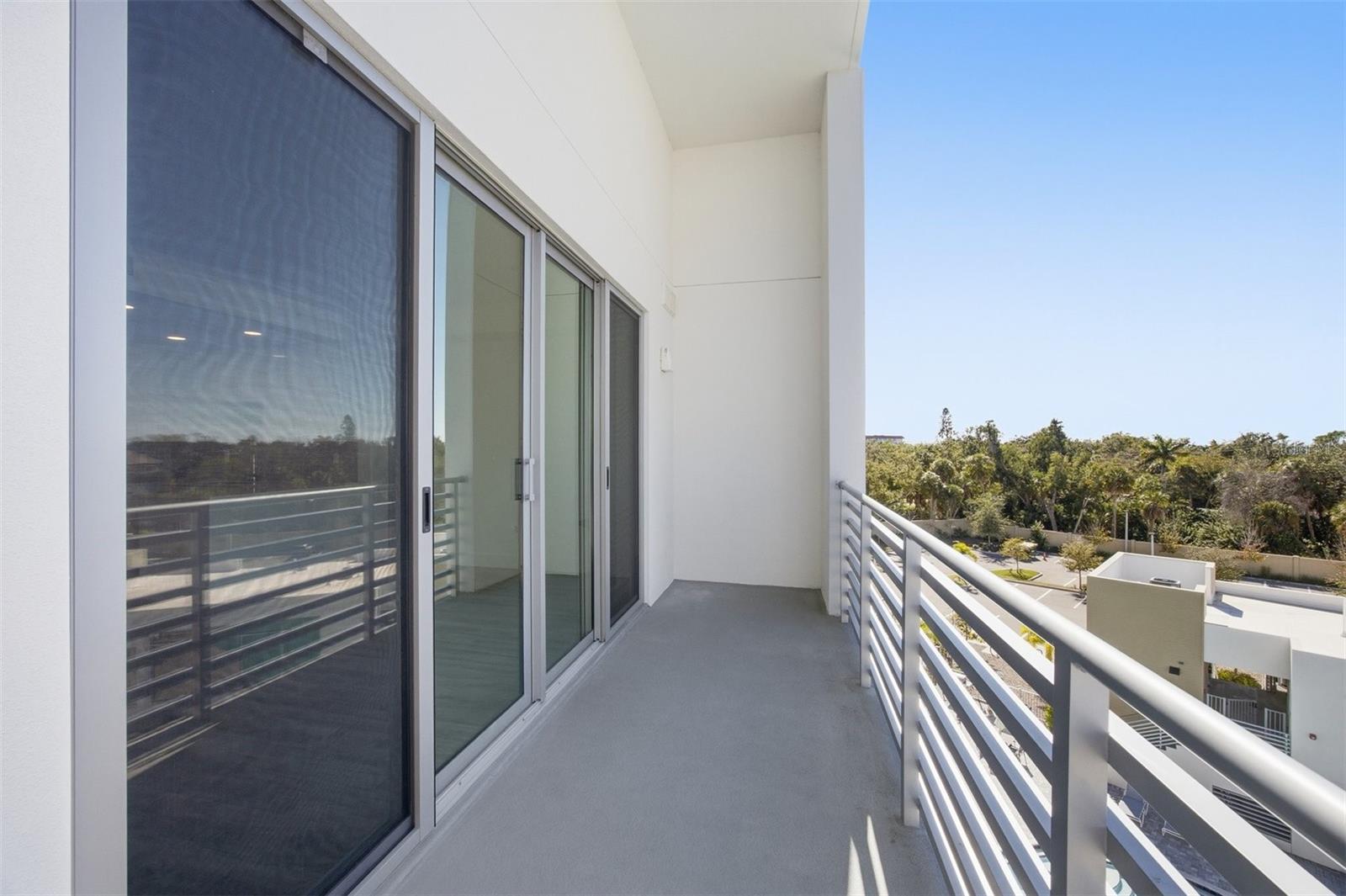 Image 28 of 48 For 1703 Tamiami Trail B507