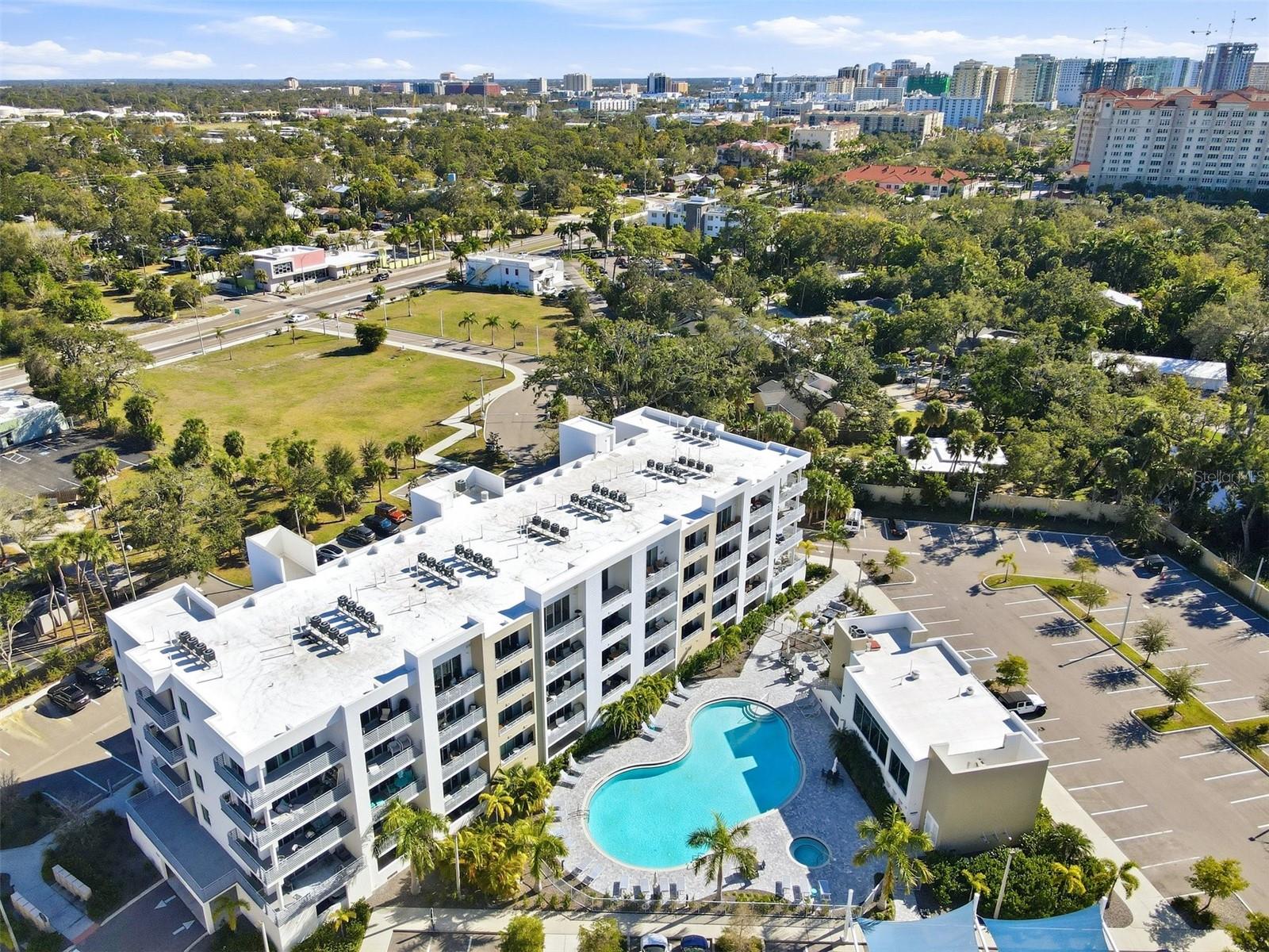 Image 48 of 48 For 1703 Tamiami Trail B507