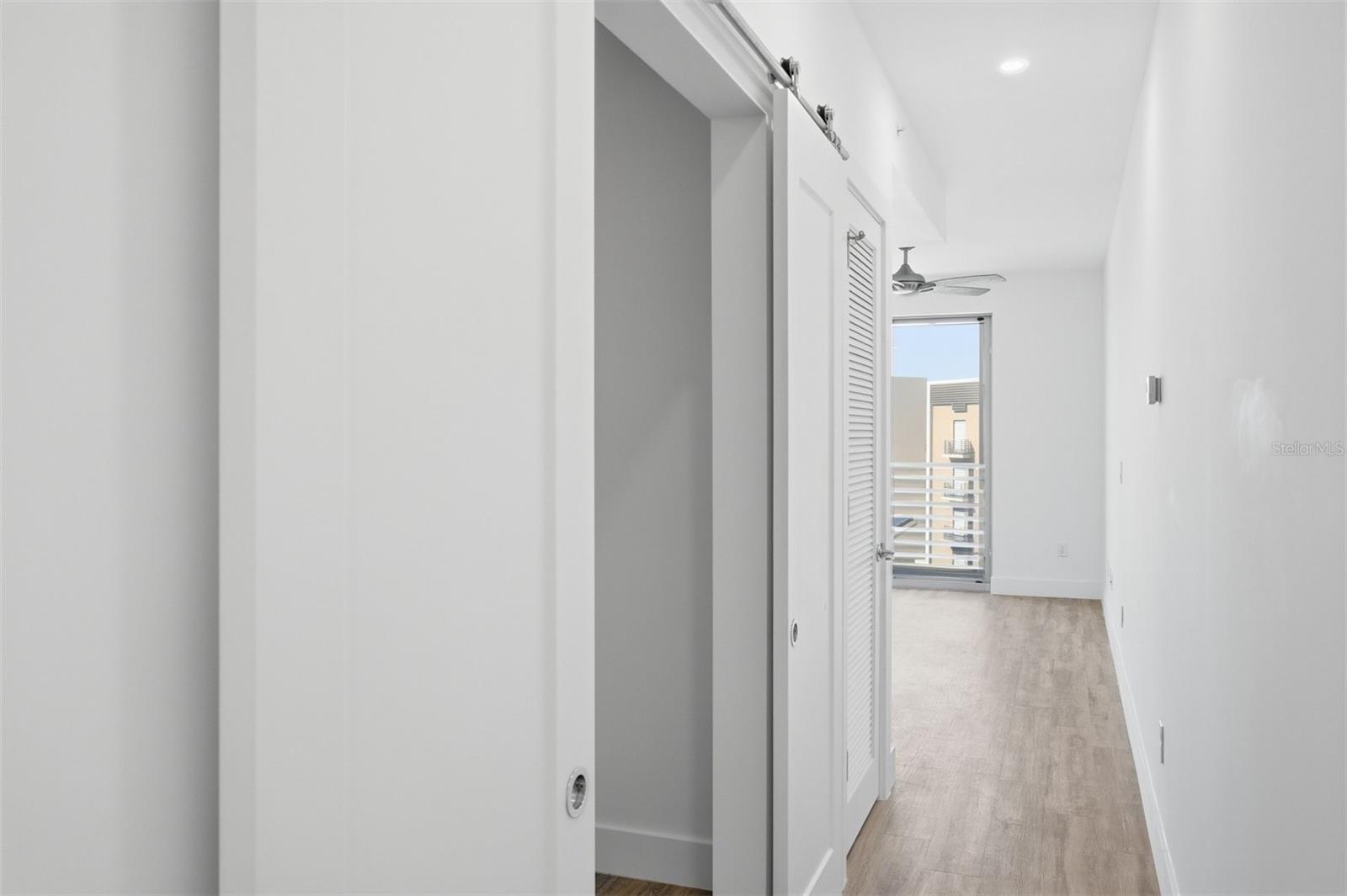 Image 6 of 48 For 1703 Tamiami Trail B507