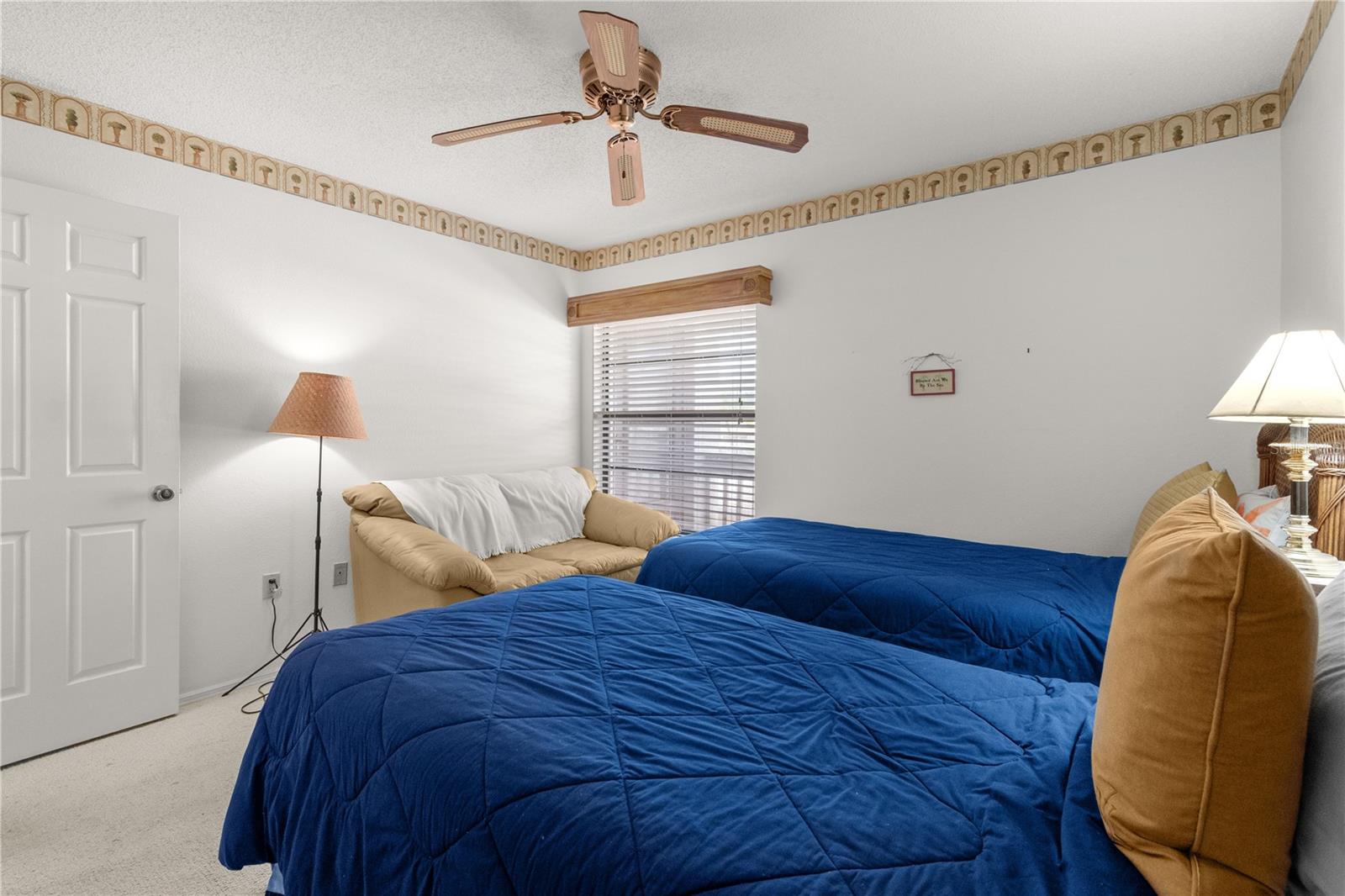 Image 16 of 68 For 922 Capri Isles Boulevard 217