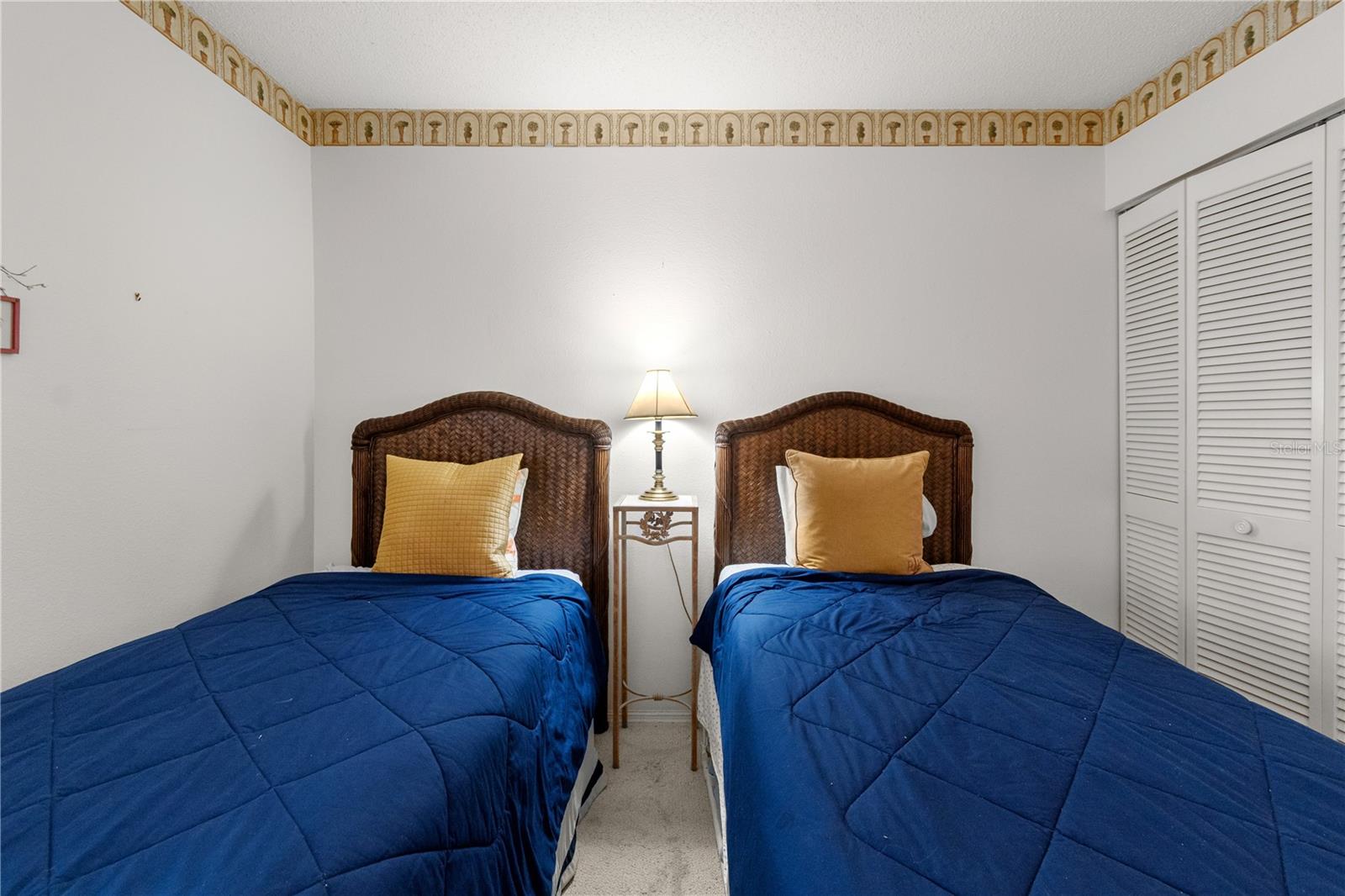 Image 17 of 68 For 922 Capri Isles Boulevard 217