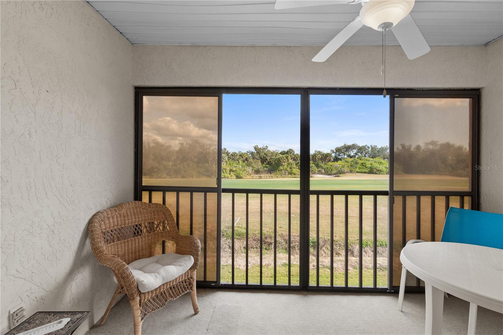 Image 40 of 68 For 922 Capri Isles Boulevard 217