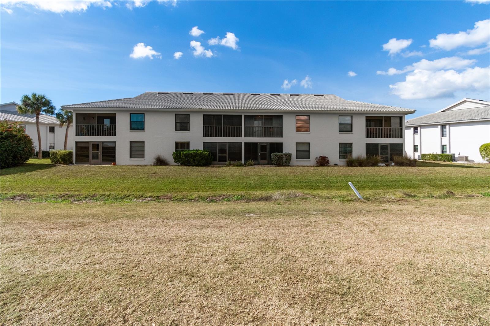 Image 47 of 68 For 922 Capri Isles Boulevard 217