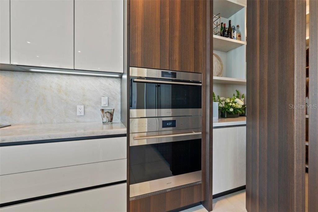 Image 12 of 55 For 111 Golden Gate Point 802ph