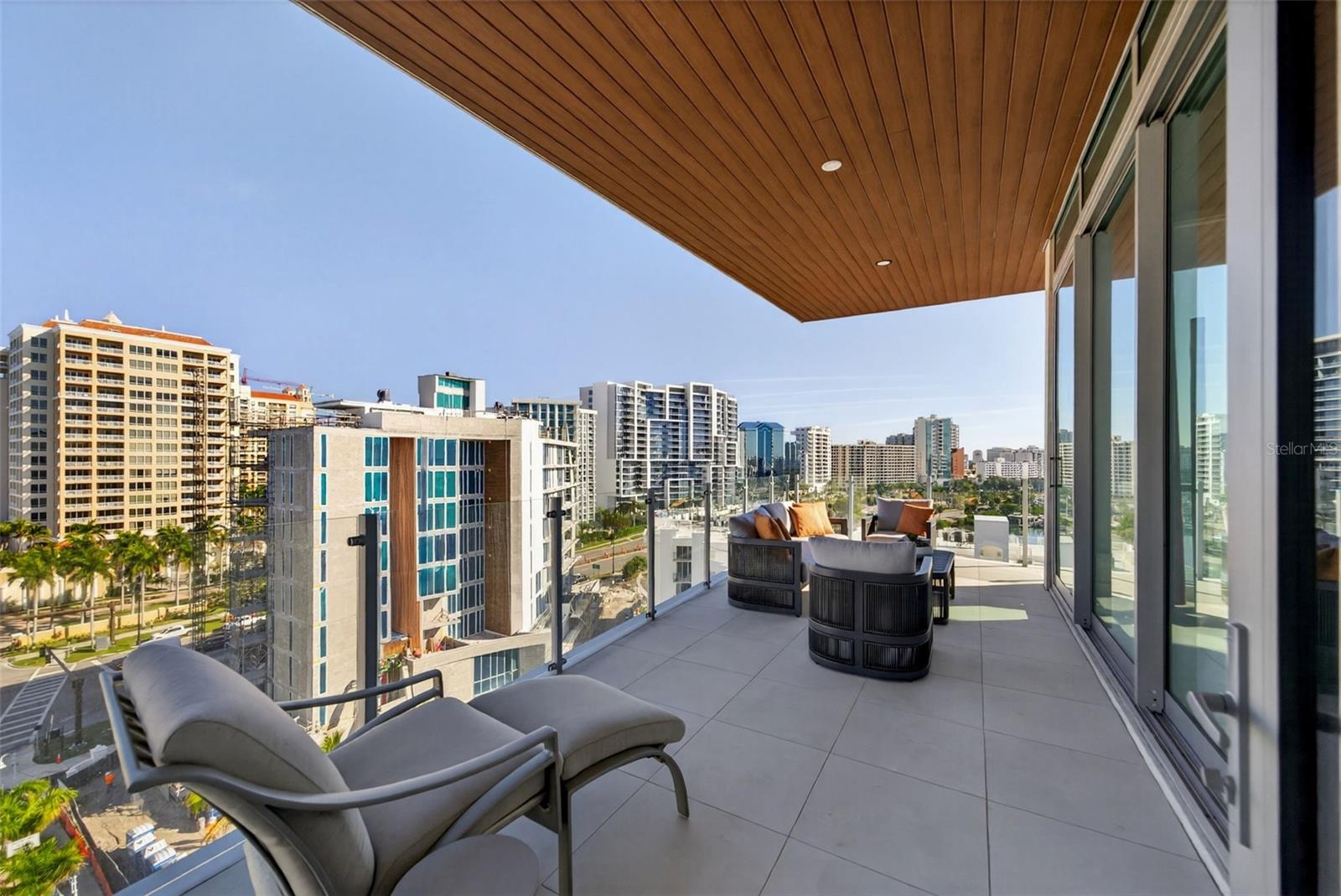 Image 20 of 55 For 111 Golden Gate Point 802ph