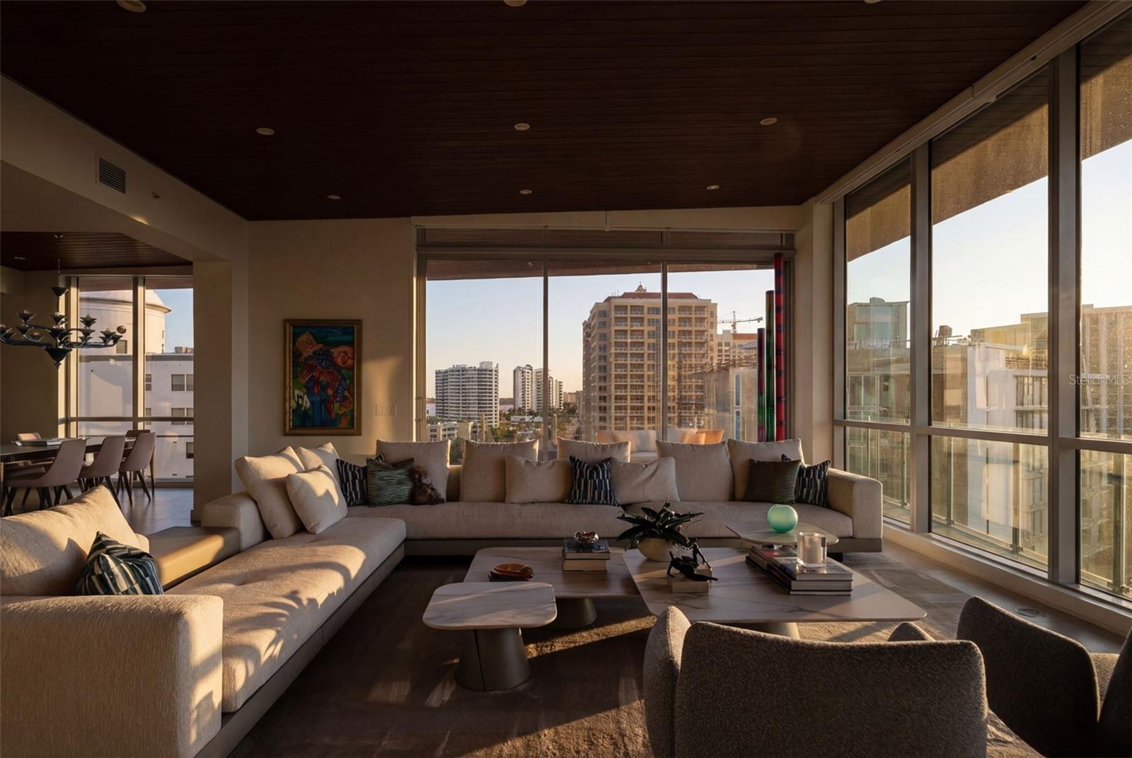 Image 6 of 55 For 111 Golden Gate Point 802ph