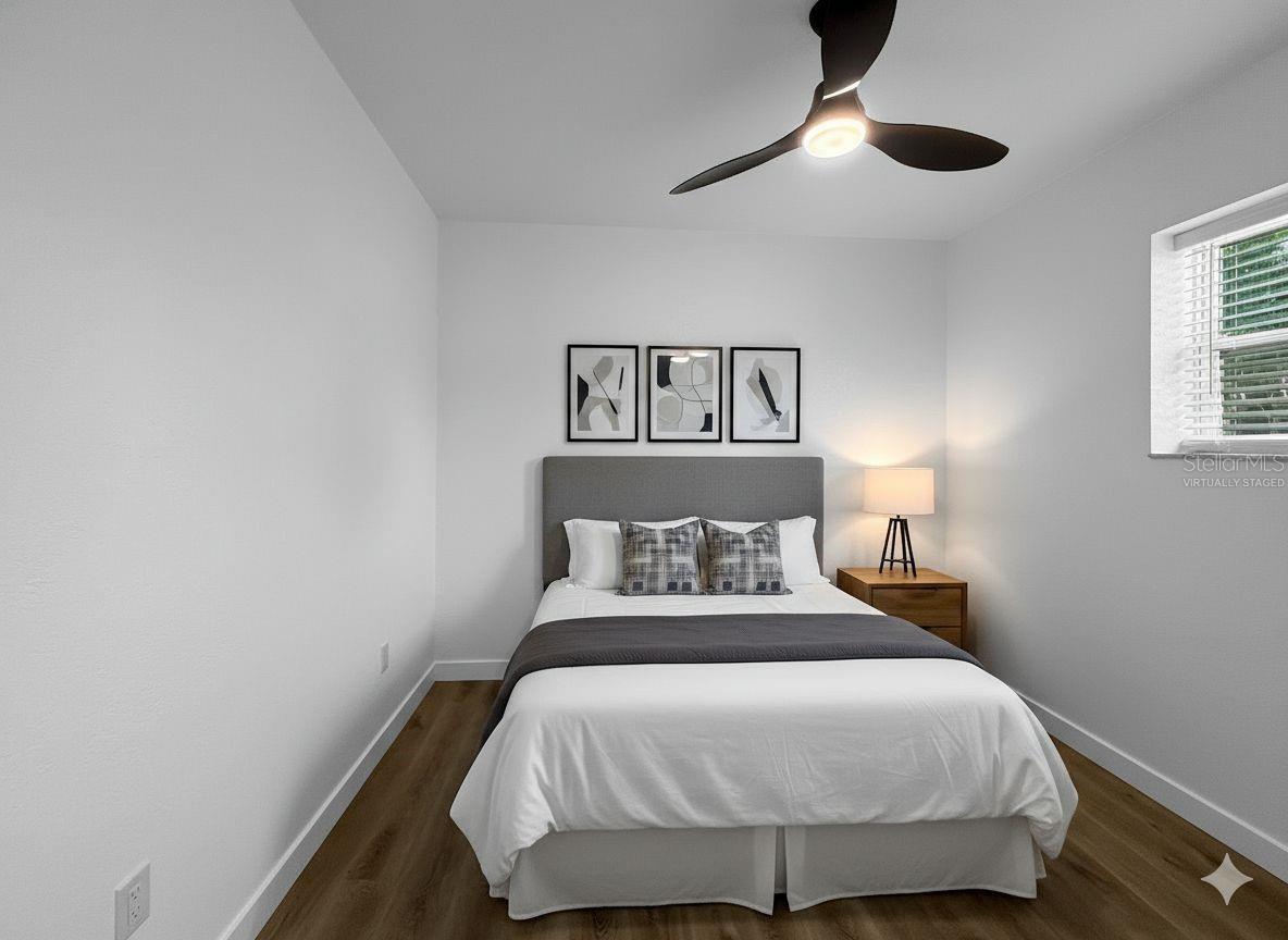 Image 29 of 38 For 5010 Lahaina Drive