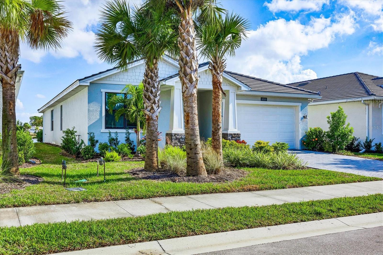 Image 45 of 69 For 18500 Midsummer Place