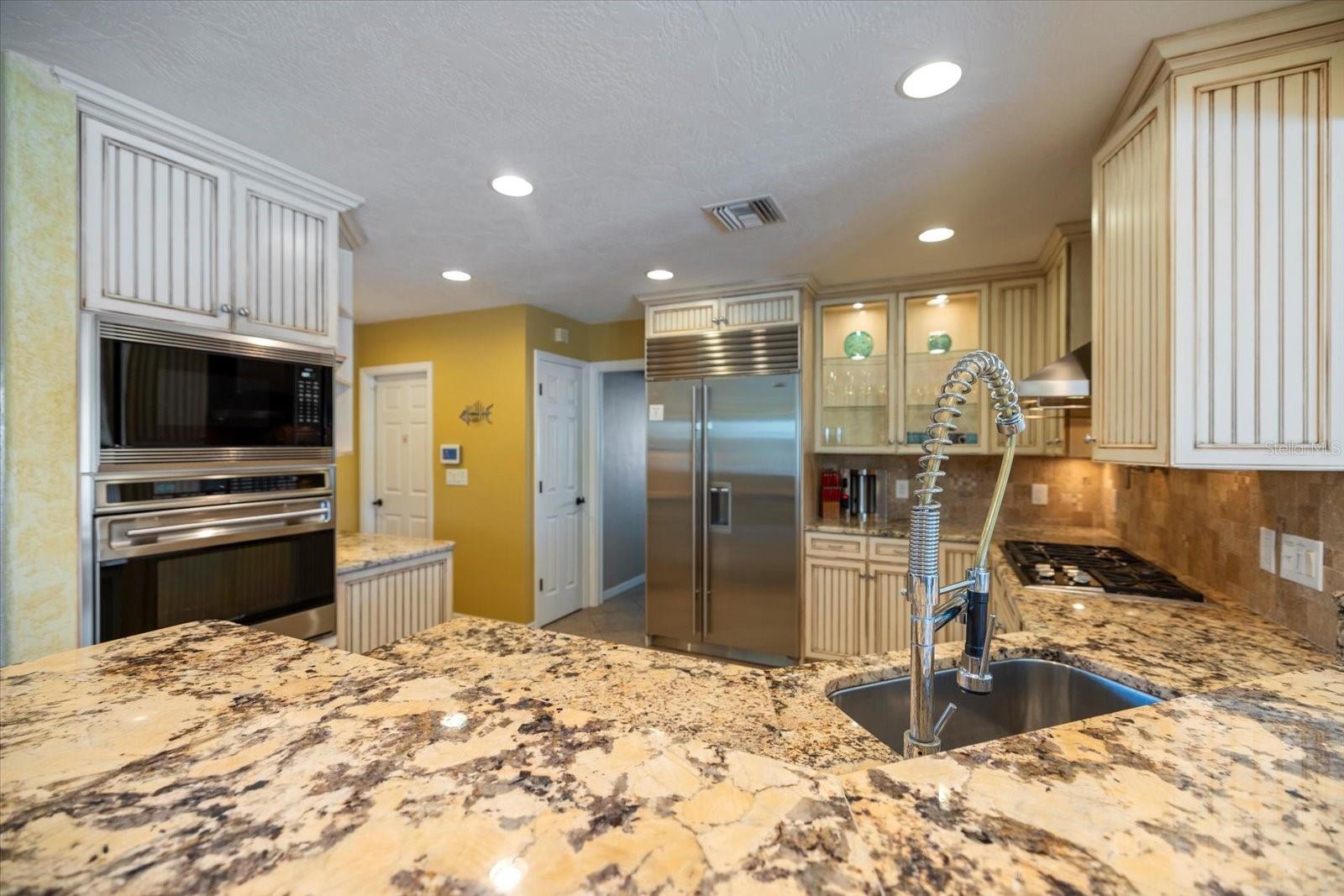 Image 19 of 72 For 5319 Bimini Drive