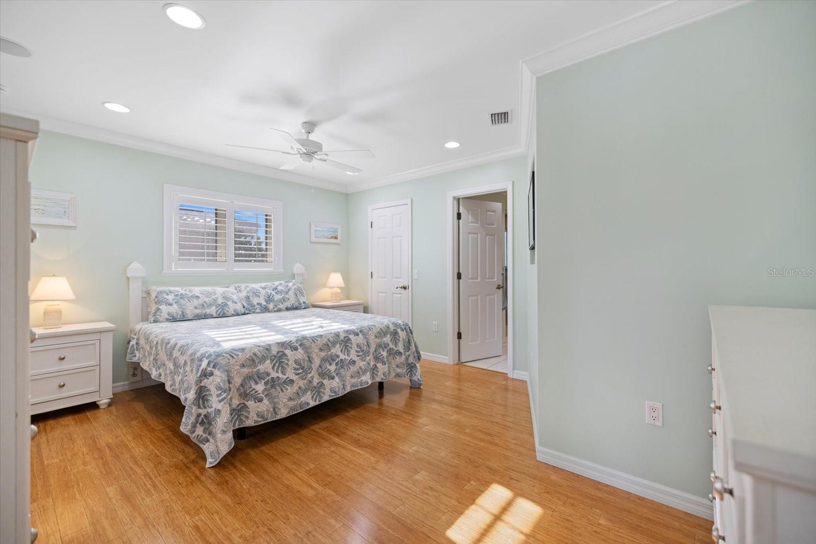 Image 28 of 72 For 5319 Bimini Drive