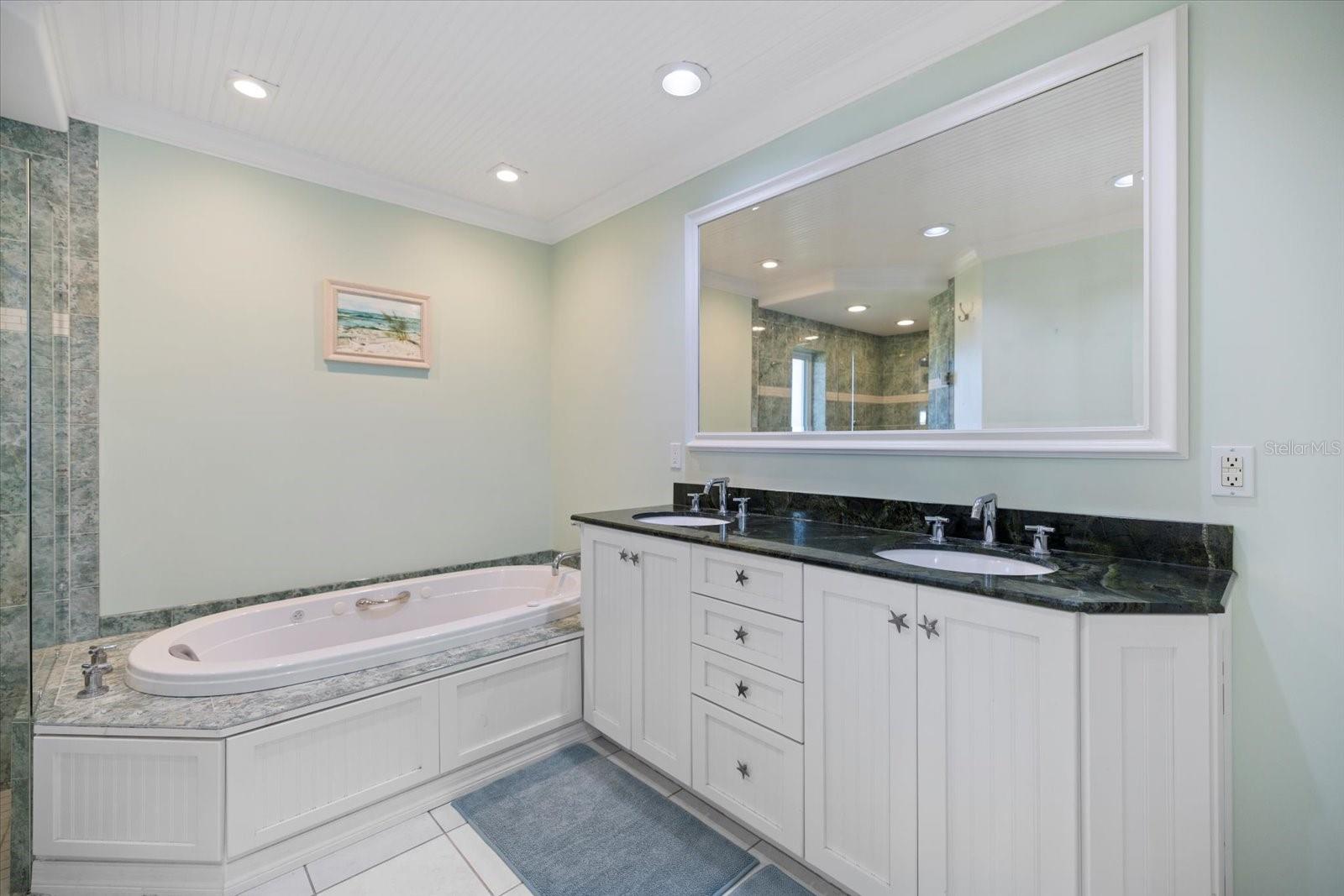 Image 33 of 72 For 5319 Bimini Drive