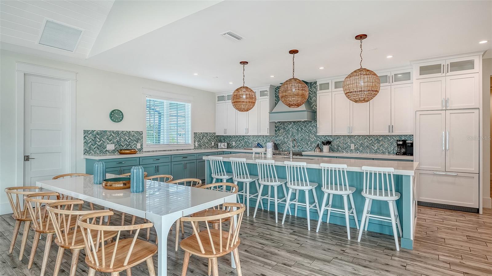 Image 14 of 99 For 2175 Avenue A