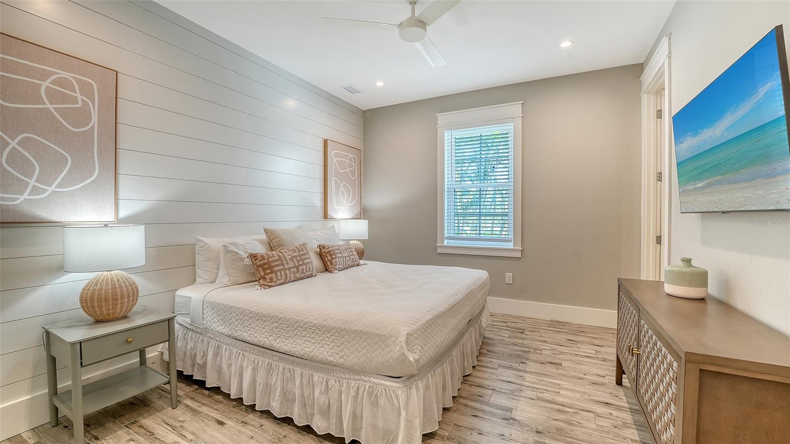 Image 26 of 99 For 2175 Avenue A