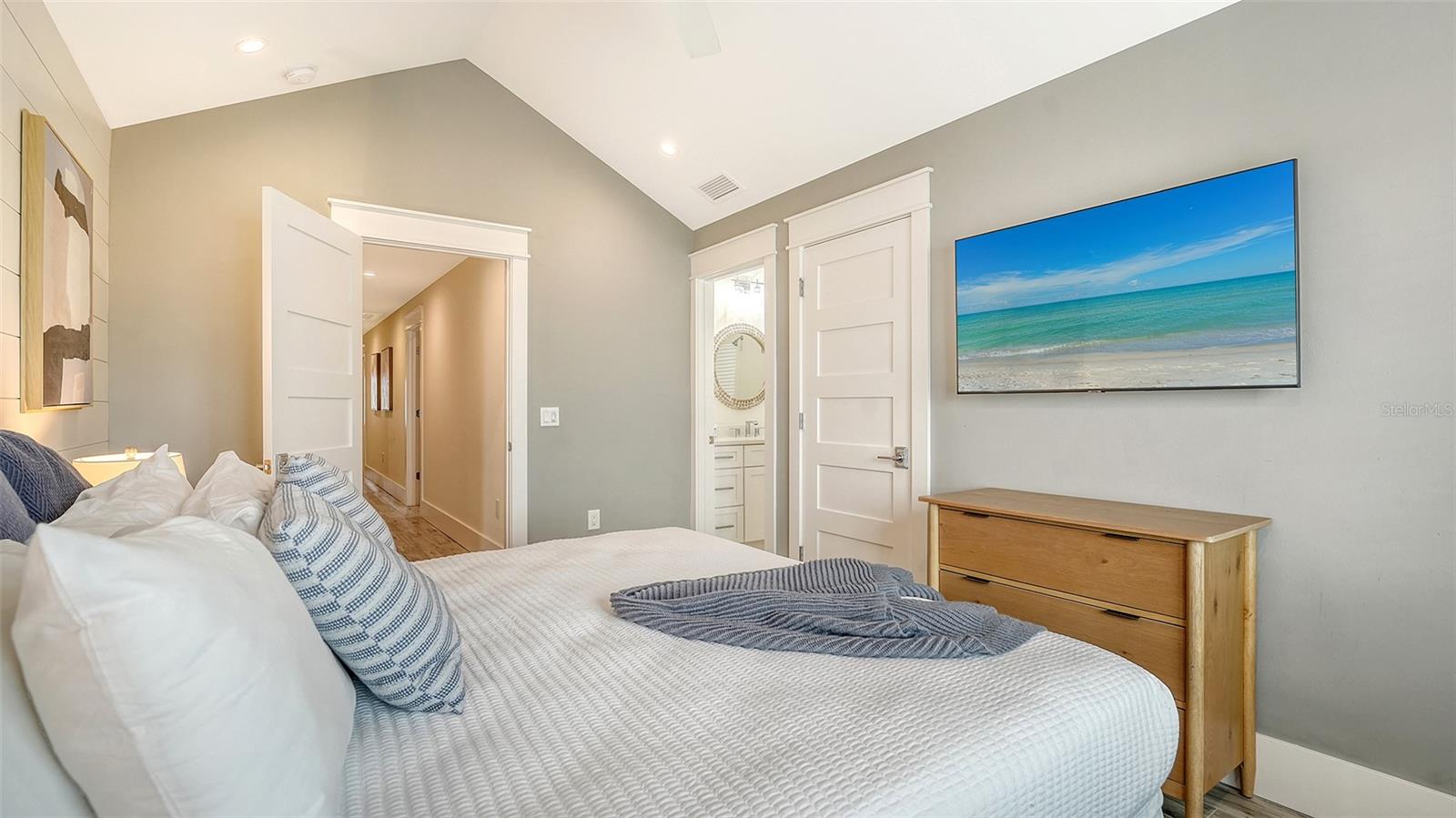 Image 64 of 99 For 2175 Avenue A