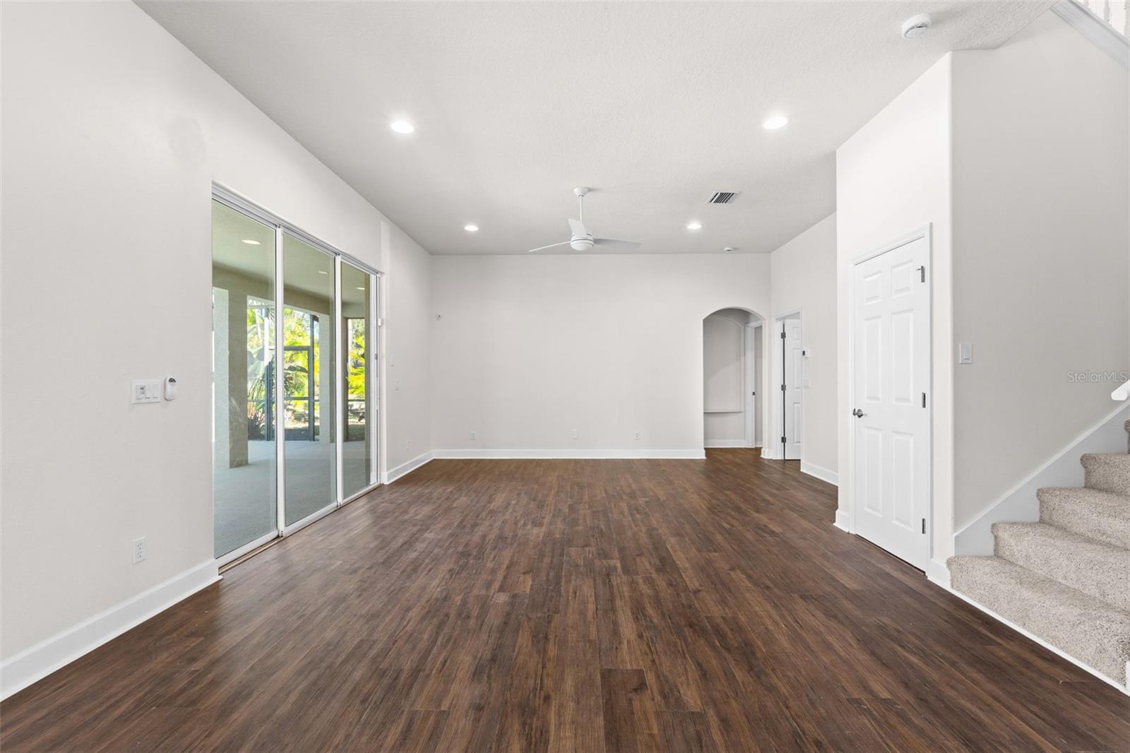 Image 23 of 65 For 851 Placid Lake Drive