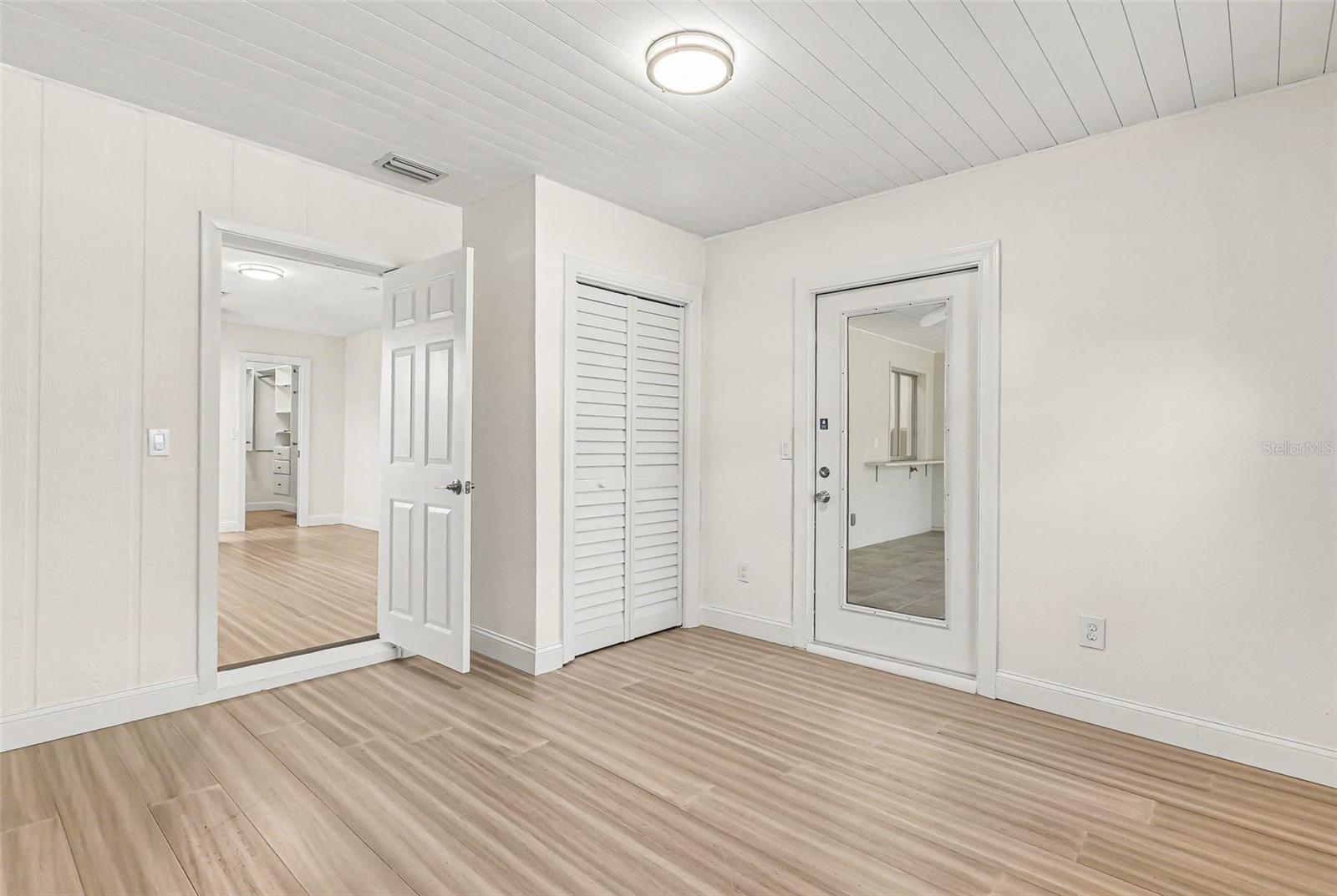 Image 26 of 76 For 790 Harvard Street