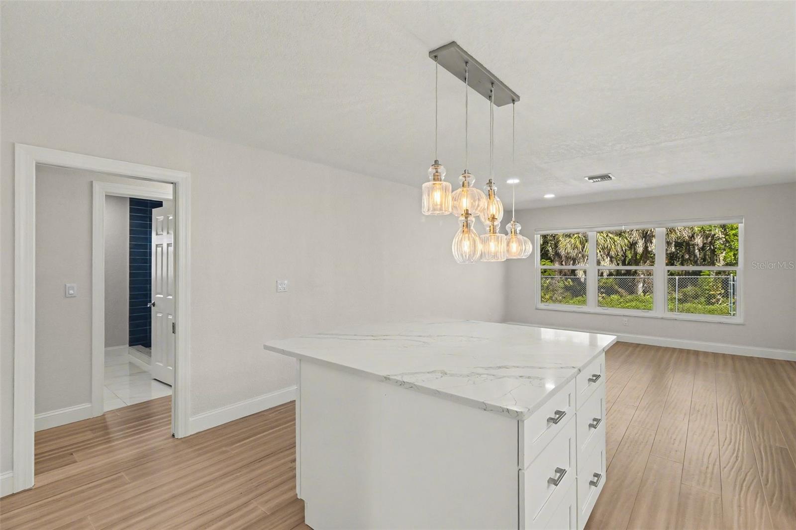 Image 35 of 76 For 790 Harvard Street