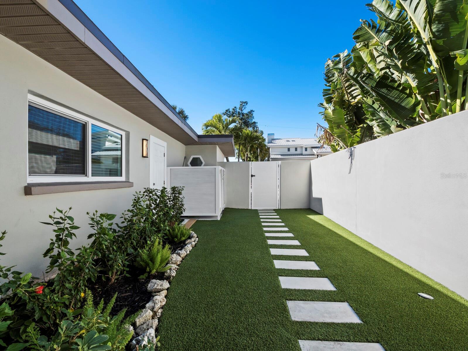 Image 27 of 30 For 1186 Westway Drive