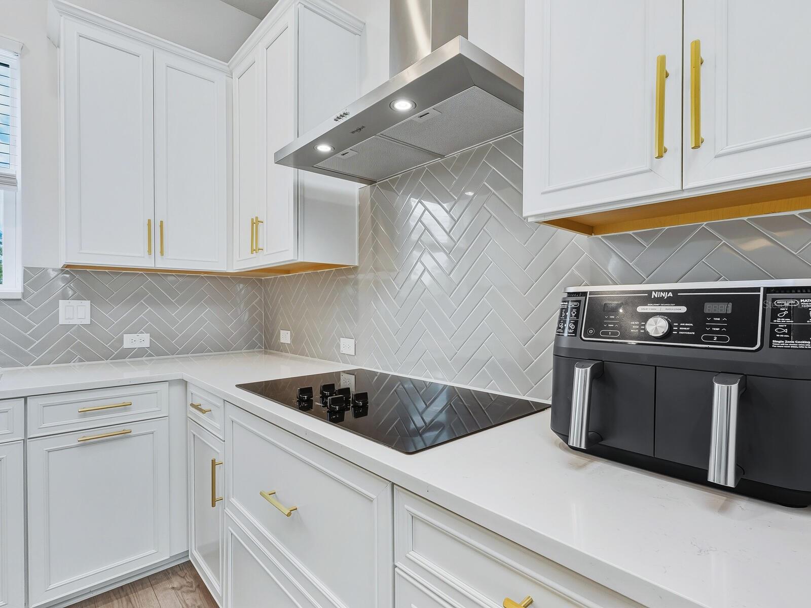 Image 11 of 45 For 451 Wingfield Drive