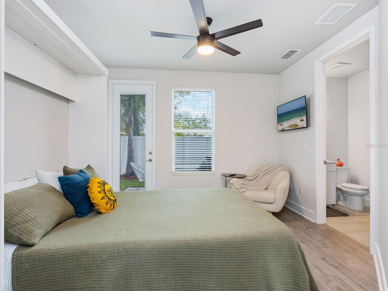 Image 26 of 45 For 451 Wingfield Drive