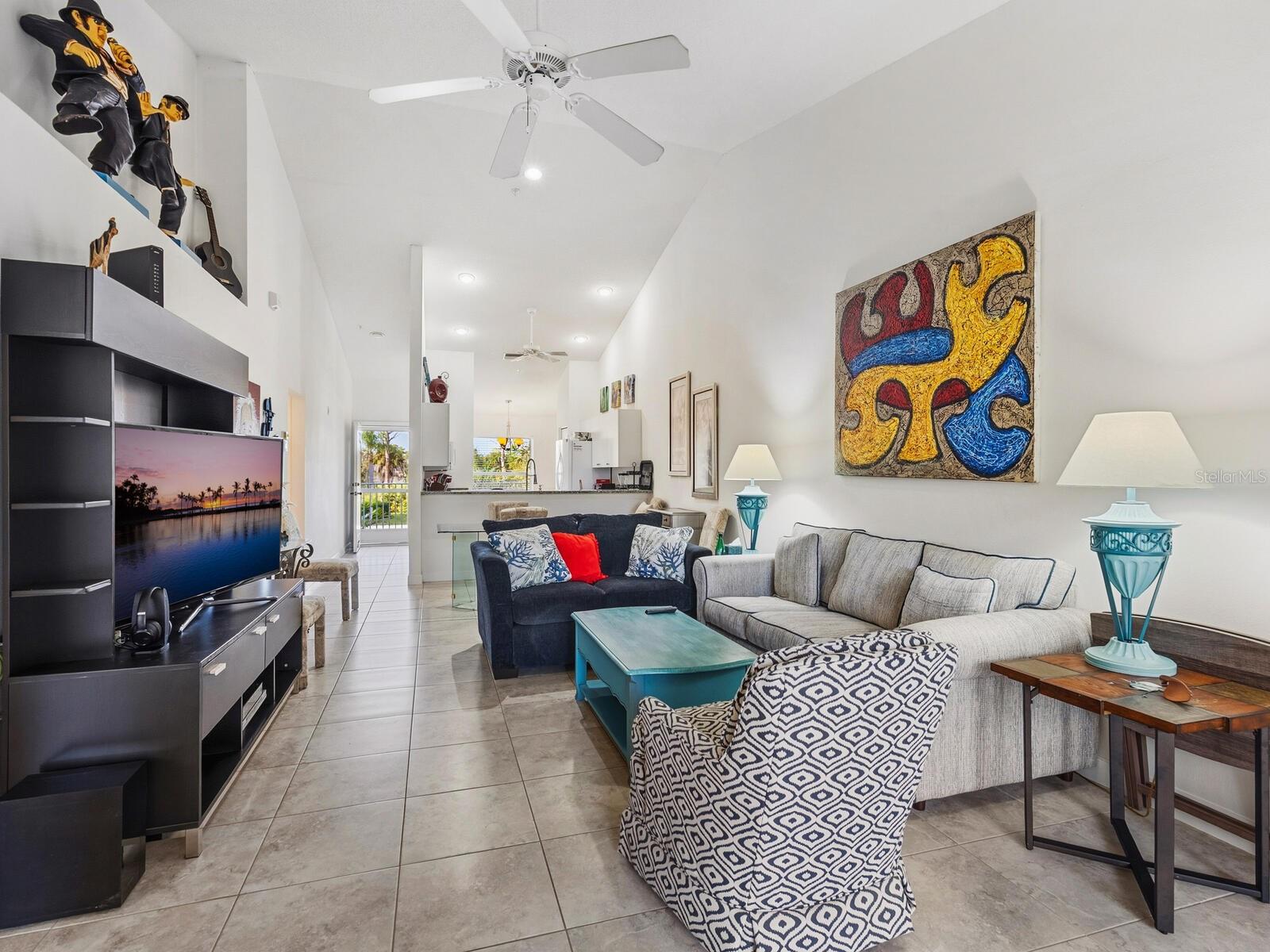 Image 8 of 33 For 4645 Tower Hill Lane 2522