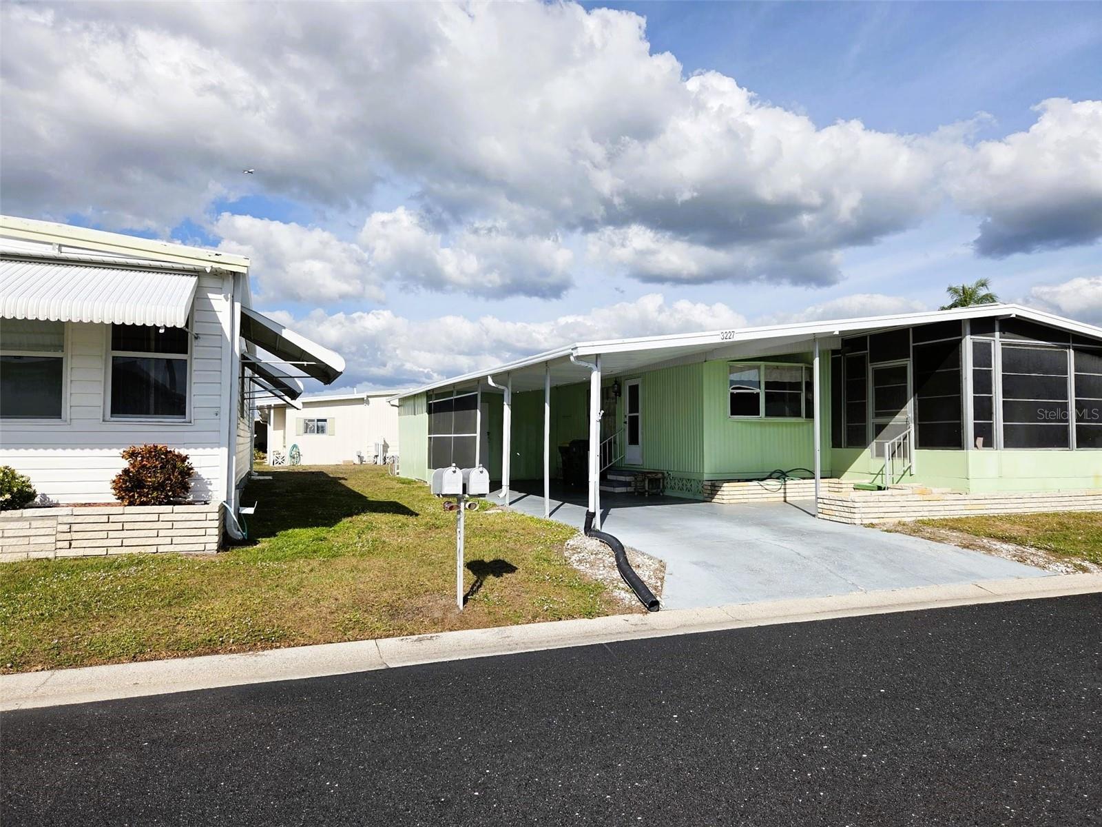 Image 2 of 39 For 3227 Pink Oak Terrace