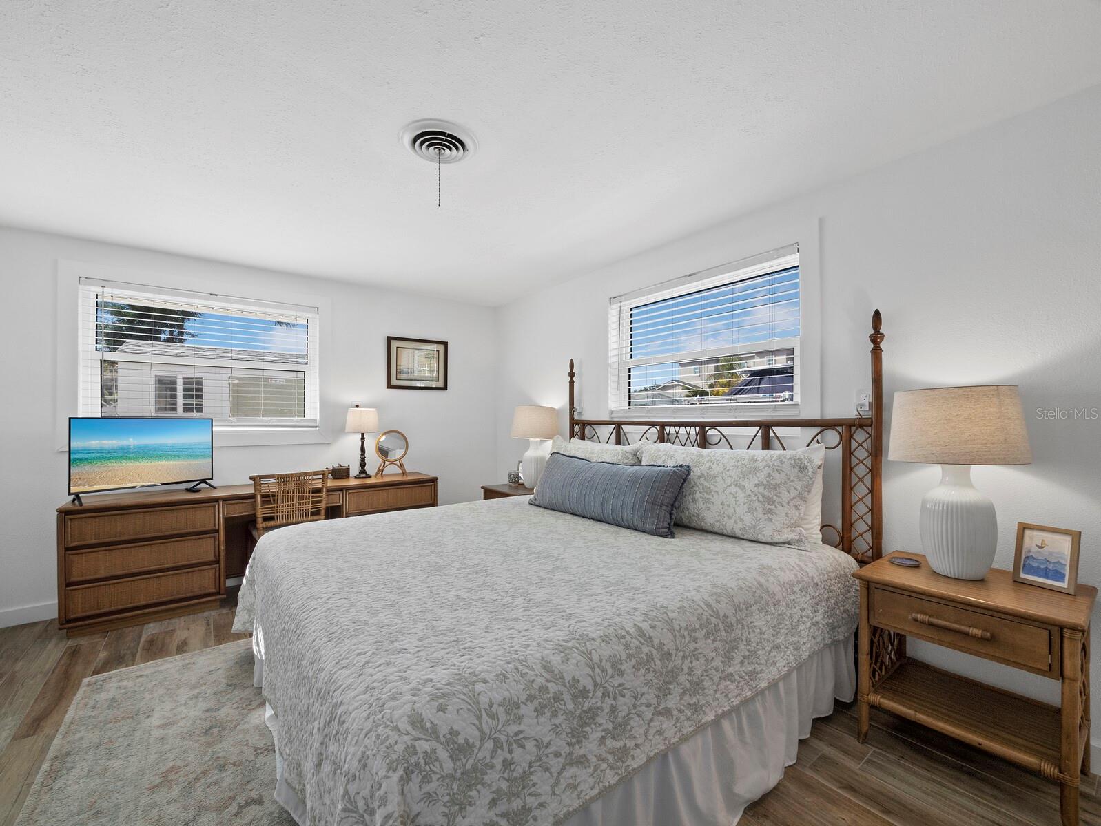 Image 20 of 43 For 691 Tarawitt Drive