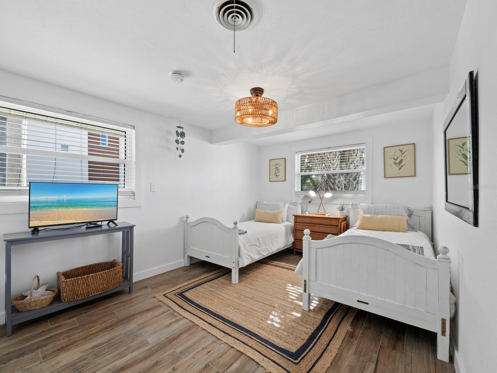 Image 22 of 43 For 691 Tarawitt Drive