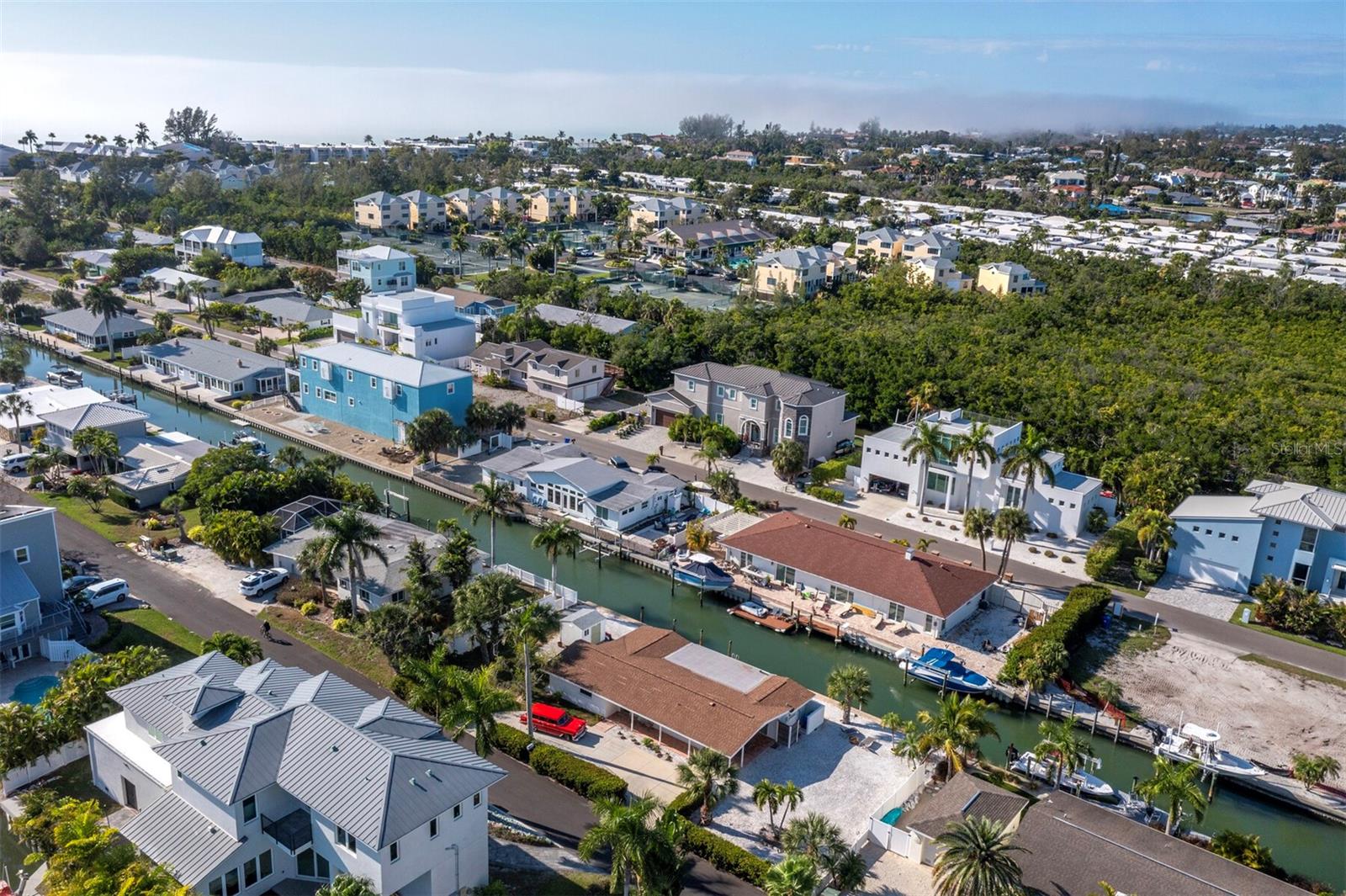 Image 34 of 43 For 691 Tarawitt Drive