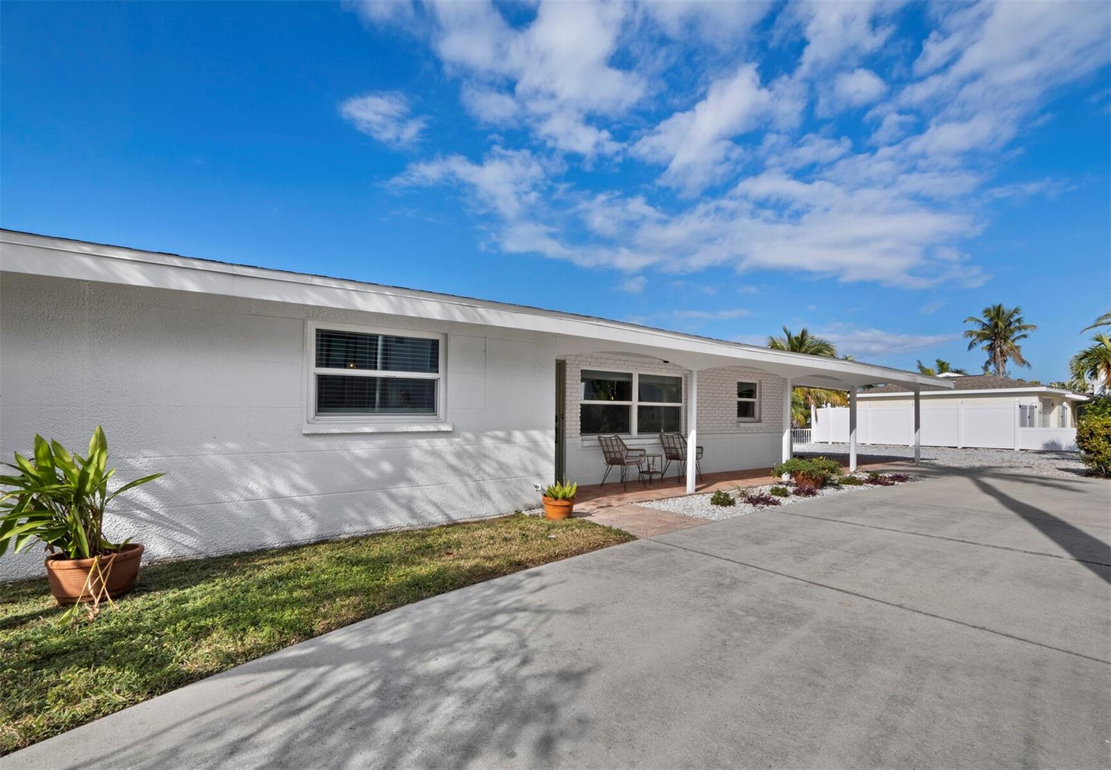 Image 6 of 43 For 691 Tarawitt Drive