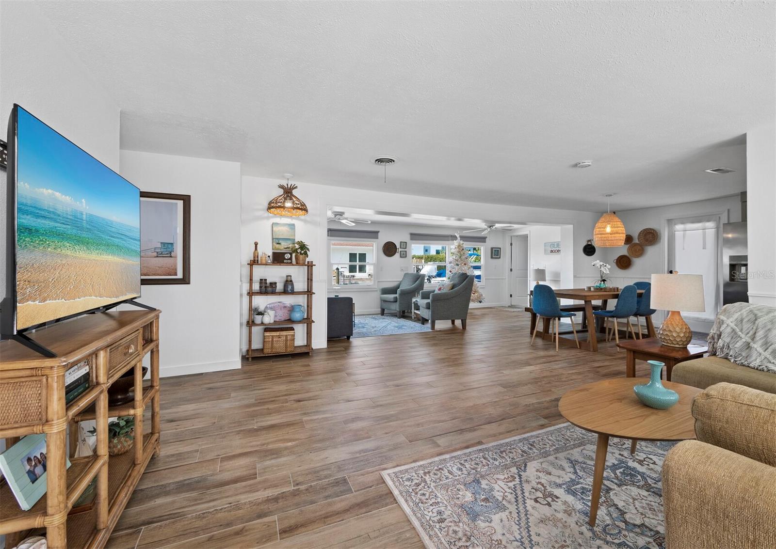 Image 8 of 43 For 691 Tarawitt Drive