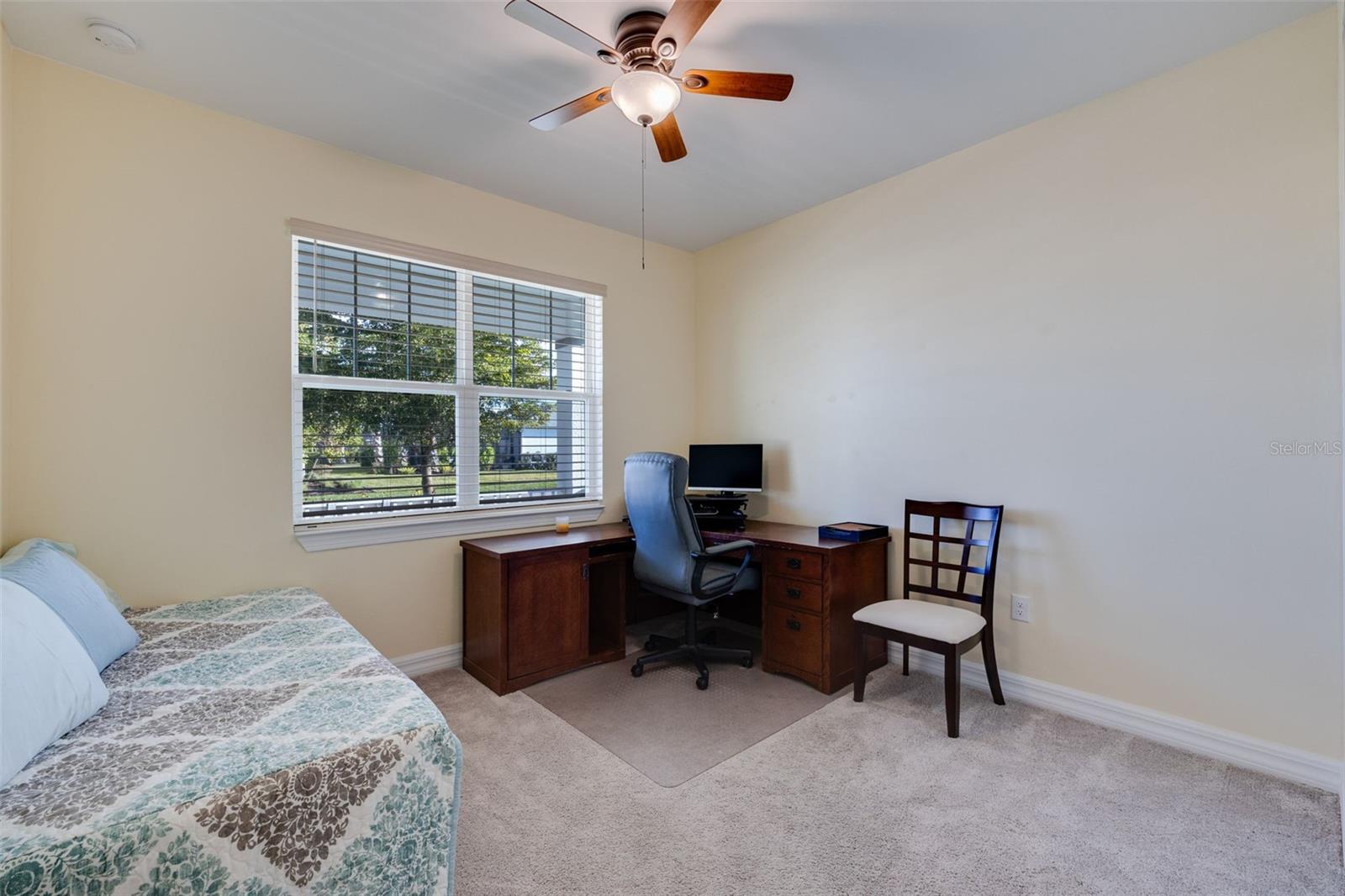 Image 15 of 46 For 43762 Longleaf Lane