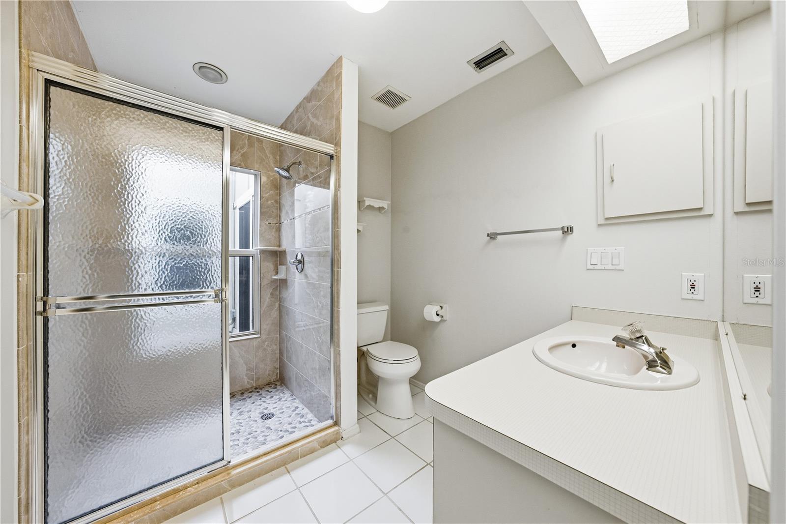 Image 27 of 53 For 396 Chartley Court