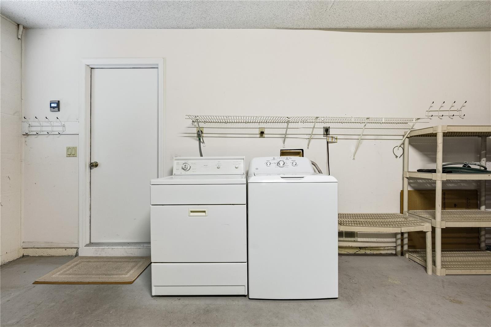 Image 34 of 53 For 396 Chartley Court