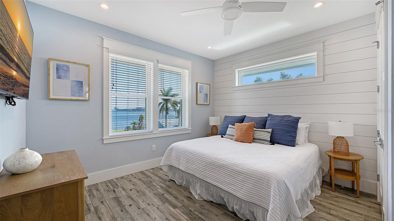 Image 32 of 99 For 2206 Avenue A